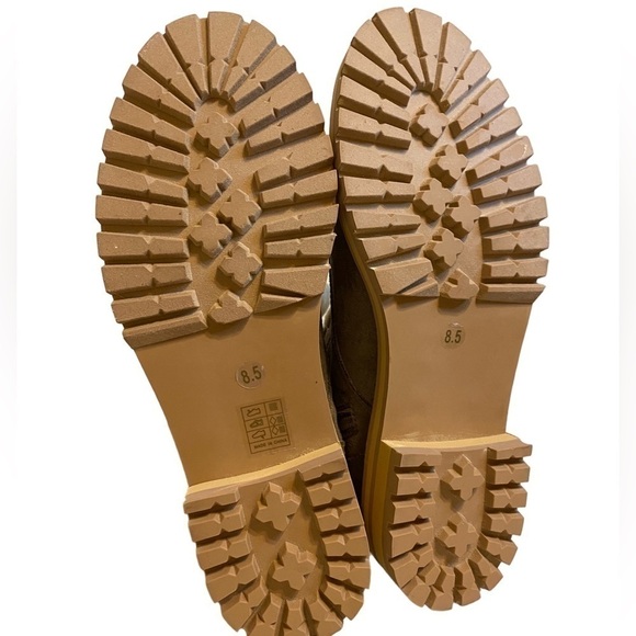 Oasis Society Women’s Chunky Platform Boots Vegan Leather Taupe size 8.5 - Picture 5 of 7